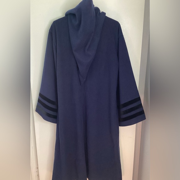 1920s Hogwarts Hufflepuff Blue Robe with Black Accents Adult OS - Picture 13 of 16